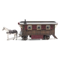 Living wagon (fairground or circus) 