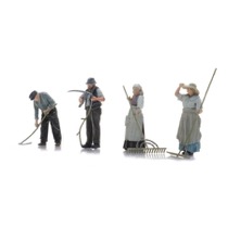 Hay making with scythe (4x) 