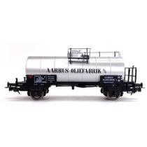DSB ZE 503 693 "Aarhus oliefabrik A/S" tankvogn" 
