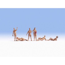 Nudists 